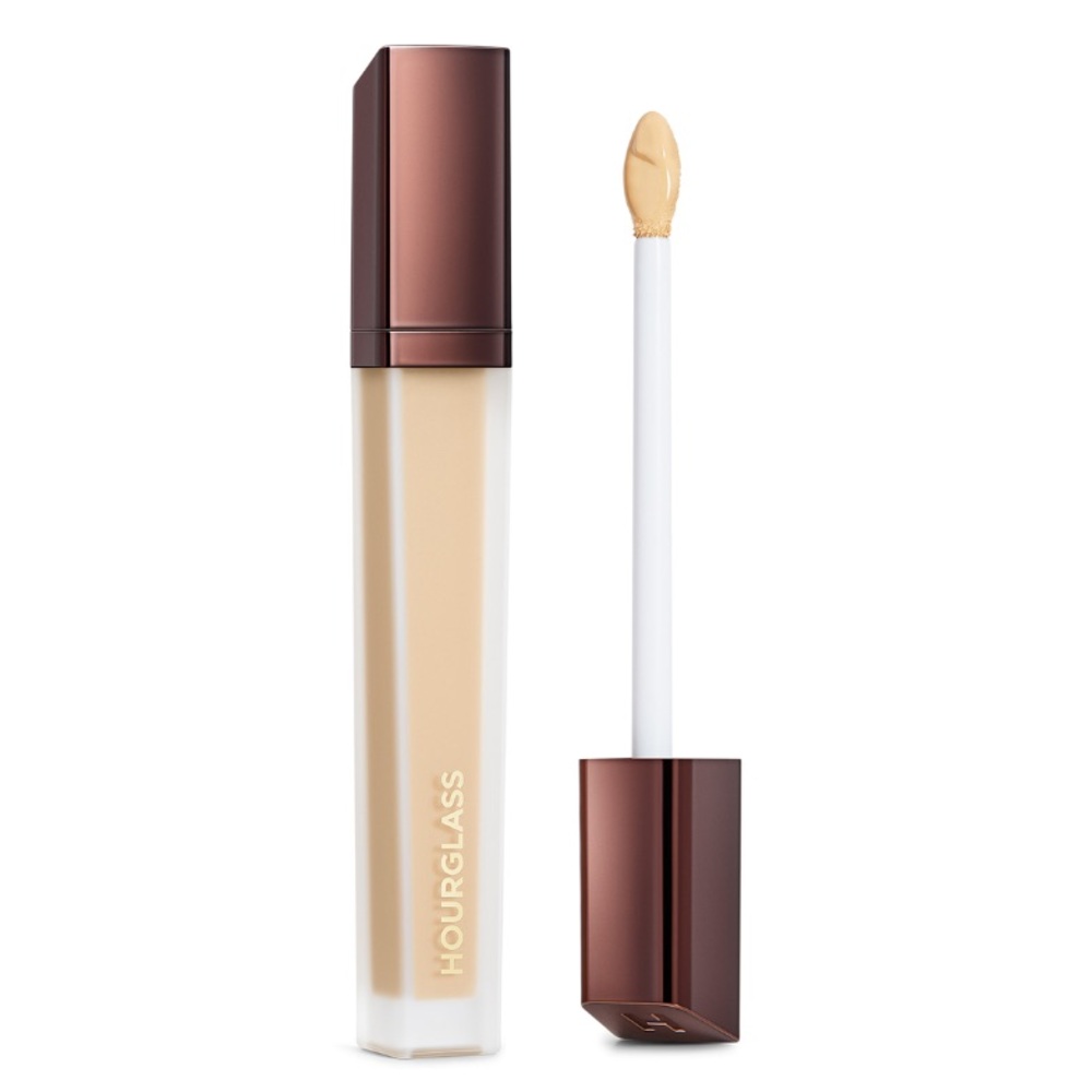 Hourglass Vanish Airbrush Concealer- shade Cotton